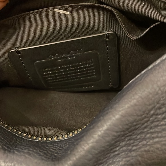 Coach
THOMPSON BELT BAG IN SIGNATURE JACQUARD WITH VARSITY STRIPE - Picture 7 of 8